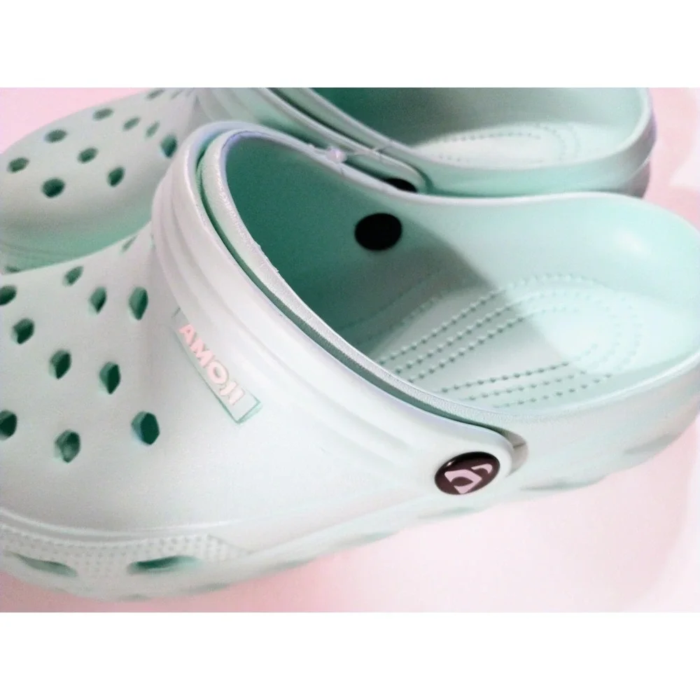 Amoji Garden Clogs Unisex Youth W-10 M-8 Mint Blue Sandals Casual Slip On Shoes
